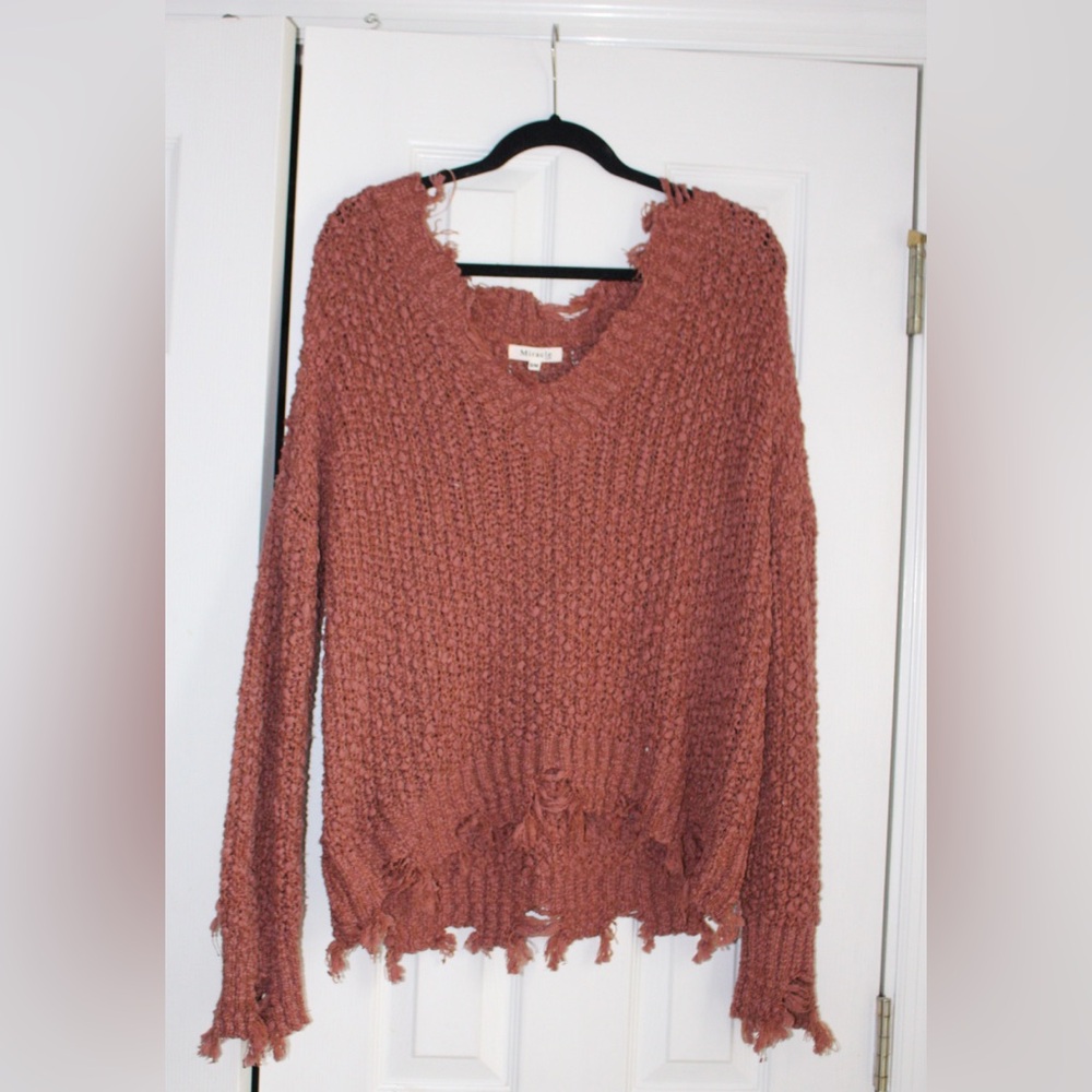 Miracle Distressed V-Neck Sweater in Rusty Rose